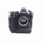 Nikon D5 SLR-Digitalkamera (Body, XQD-Kartenf&auml;cher) (passabel)