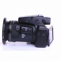 Nikon Coolpix P950 (schwarz) Bridgekamera (sehr gut)