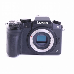 Panasonic Lumix DMC-G70 Systemkamera (Body) schwarz (sehr...