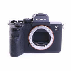 Sony Alpha 7R IV Systemkamera (Body) (sehr gut)