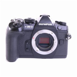 Olympus OM-D E-M1 Mark II Systemkamera (Body) schwarz...