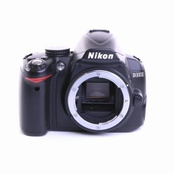 Nikon D3000 SLR-Digitalkamera (Body) (gut)