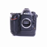 Nikon D4 SLR-Digitalkamera (Body) (gut)