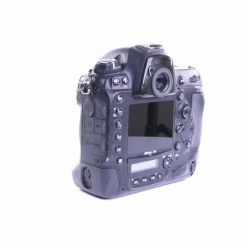 Nikon D4 SLR-Digitalkamera (Body) (gut)