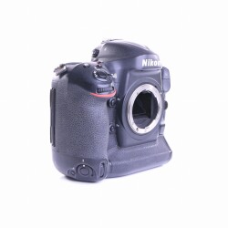 Nikon D4 SLR-Digitalkamera (Body) (gut)