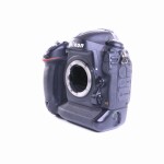 Nikon D4 SLR-Digitalkamera (Body) (gut)