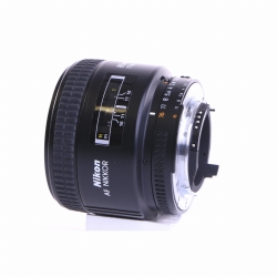 Nikon AF Nikkor 85mm F/1.8 D (sehr gut)