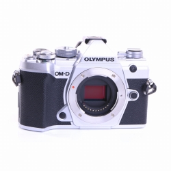 Olympus OM-D E-M5 Mark III Systemkamera (Body) silber...
