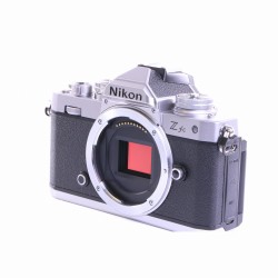 Nikon Z fc Systemkamera (Body) silber (wie neu)
