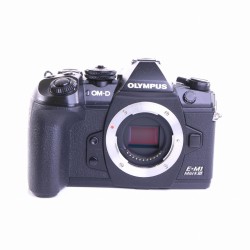 Olympus OM-D E-M1 Mark III Systemkamera (Body) schwarz...