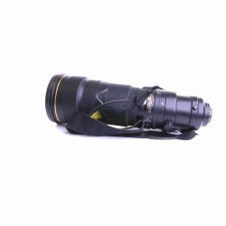 Nikon AF-S Nikkor 500mm F/4.0 G ED VR (sehr gut)
