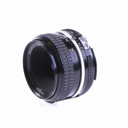 Nikon AI-S Nikkor 50mm F/2.0 Manual Focus (sehr gut)
