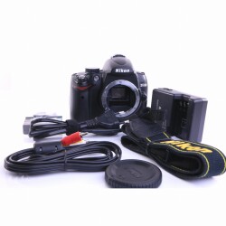 Nikon D5000 SLR-Digitalkamera (Body) (sehr gut)
