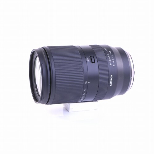 Tamron 18-300mm F/3.5-6.3 Di III-A VC VXD für Fujfifilm (sehr gut)