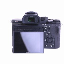 Sony Alpha 7 II Systemkamera (Body) (sehr gut)