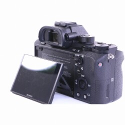 Sony Alpha 7 II Systemkamera (Body) (sehr gut)