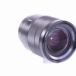 Sony SEL 24-70mm F/4.0 Vario-Tessar* OSS (E-Mount) (sehr gut)