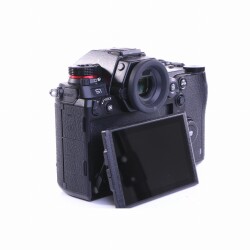 Panasonic DC-S1 Vollformat-Systemkamera (Body) (sehr gut)