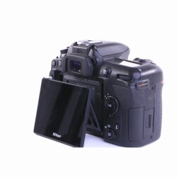 Nikon D7500 SLR-Digitalkamera (Body) (gut)