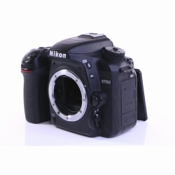 Nikon D7500 SLR-Digitalkamera (Body) (gut)