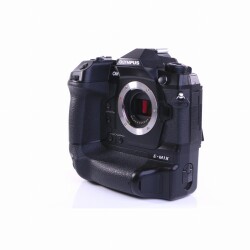Olympus OM-D E-M1X DSLM Systemkamera (Body) schwarz (sehr...