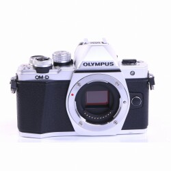 Olympus OM-D E-M10 Mark II Systemkamera (Body) silber...