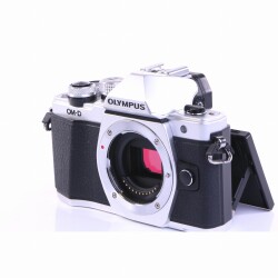 Olympus OM-D E-M10 Mark II Systemkamera (Body) silber...