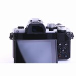 Olympus OM-D E-M10 Mark II Systemkamera (Body) silber (sehr gut)