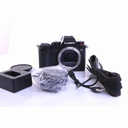 Panasonic DC-S5 Vollformat-Systemkamera (Body) (wie neu)