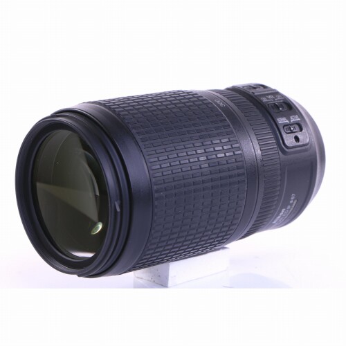 Nikon AF-S Nikkor 70-300mm F/4.5-5.6 G ED VR (sehr gut)