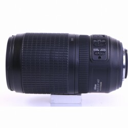 Nikon AF-S Nikkor 70-300mm F/4.5-5.6 G ED VR (sehr gut)