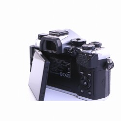OM System OM-5 Mark II Systemkamera (Body) silber (sehr gut)