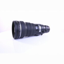 Olympus Zuiko Digital ED 300mm F/2.8 Top-Pro (sehr gut)