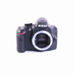 Nikon D3200 SLR-Digitalkamera (Body) (sehr gut)