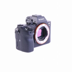 Sony Alpha 7 II Systemkamera (Body) (sehr gut)