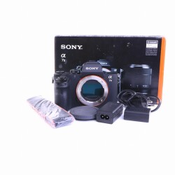 Sony Alpha 7 II Systemkamera (Body) (sehr gut)