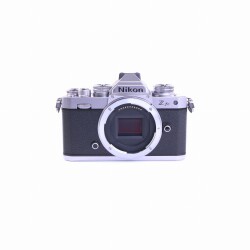 Nikon Z fc Systemkamera (Body) silber (wie neu)