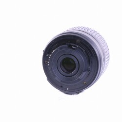 Nikon AF-S DX Nikkor 18-55mm F/3.5-5.6 G VR II (sehr gut)