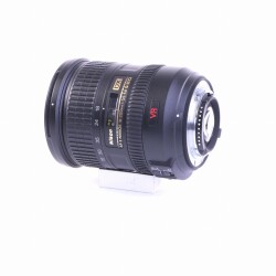 Nikon AF-S DX Nikkor 18-200mm F/3.5-5.6 G ED VR (sehr gut)