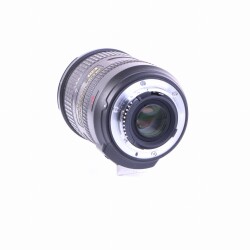 Nikon AF-S DX Nikkor 18-200mm F/3.5-5.6 G ED VR (sehr gut)
