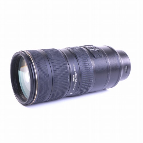 Nikon AF-S Nikkor 70-200mm F/2.8 G ED VR II (sehr gut)