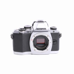 Olympus OM-D E-M10 Systemkamera (Body) silber (passabel)