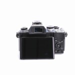 Olympus OM-D E-M10 Systemkamera (Body) silber (passabel)